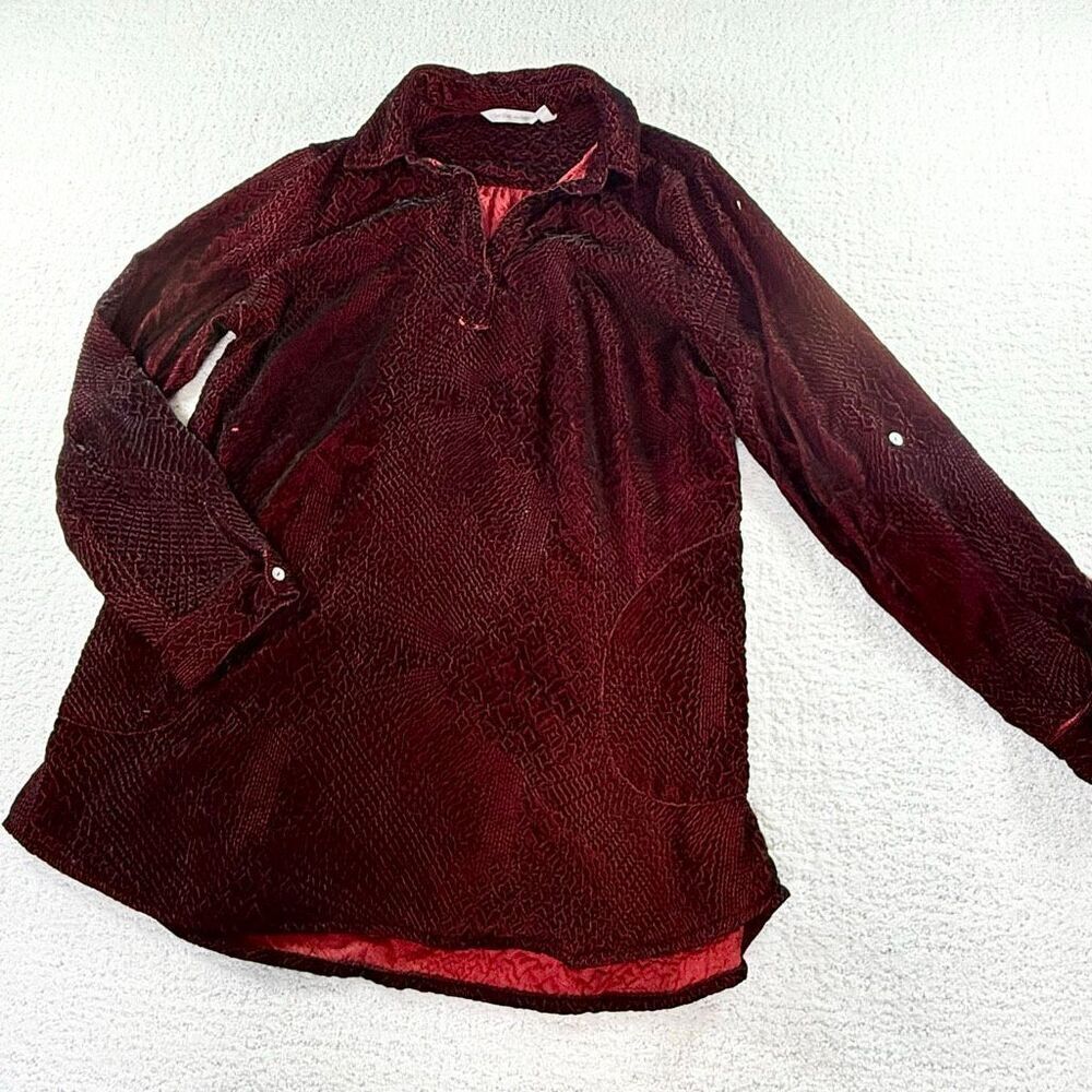 Soft Surroundings Red Black Dragon Scale Embossed Velvet V Neck Tunic - US Women